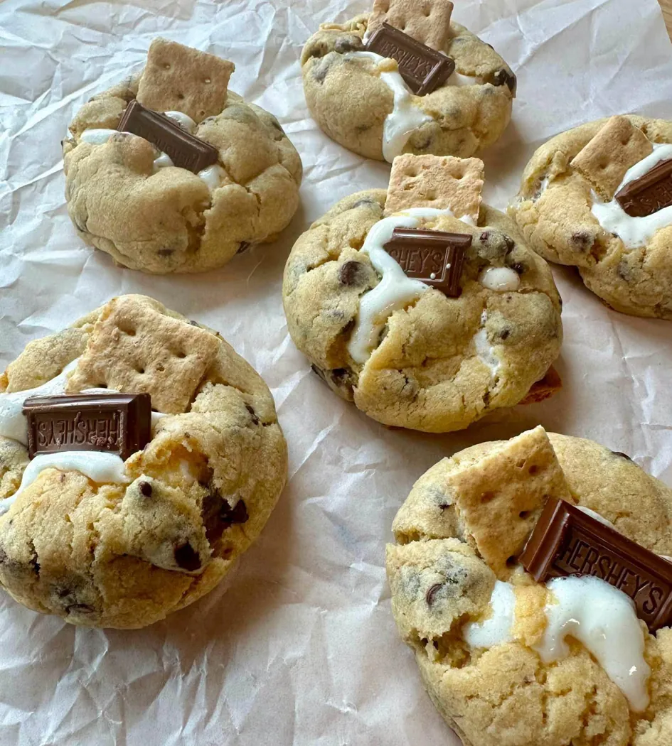 Chunky cookies with chocolate and marshmallow pieces